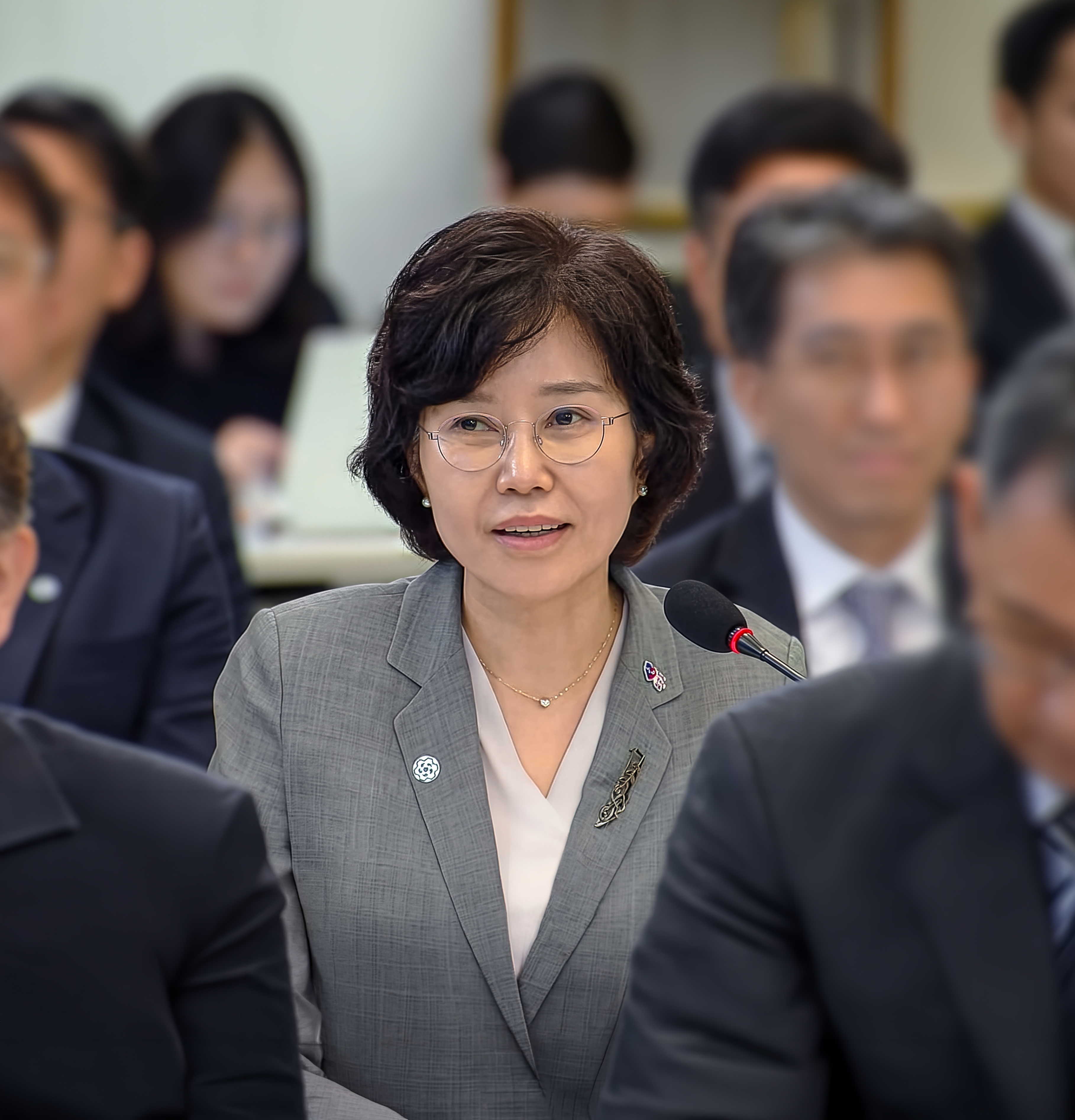 질의응답중인 서민금융진흥원 김은경 원장님 사진